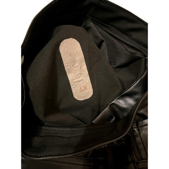 Abercrombie 90s Straight Faux Leather Jeans Black Size 4 High Rise - Picture 9 of 9